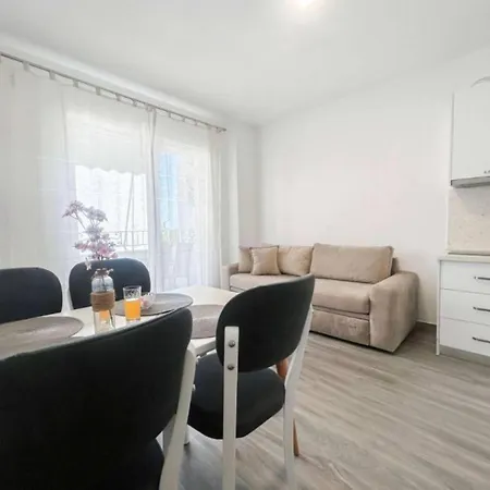 Apartment Bonita By Adriatic Living * Golem (Tirana)